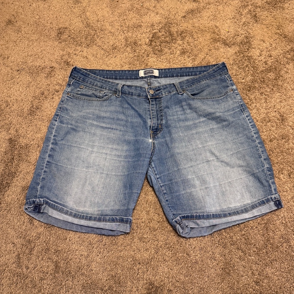 Levis Jean Shorts Womens 18 Blue Denim Mid Rise Pockets Logo Casual